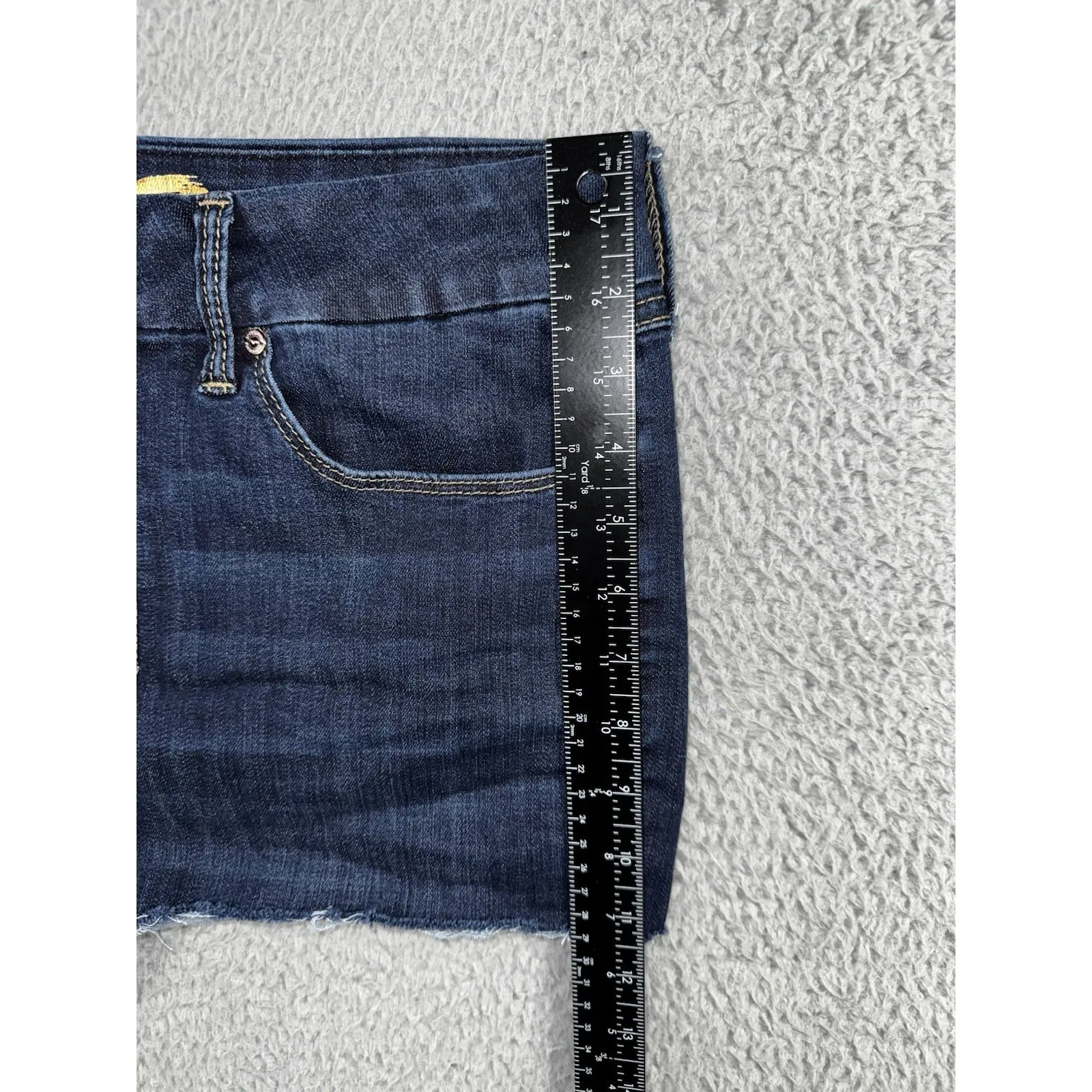 Seven 7‎ Denim Shorts Women 14 Tummyless High Rise Cut Off Dark Wash Embroidered - Image 4