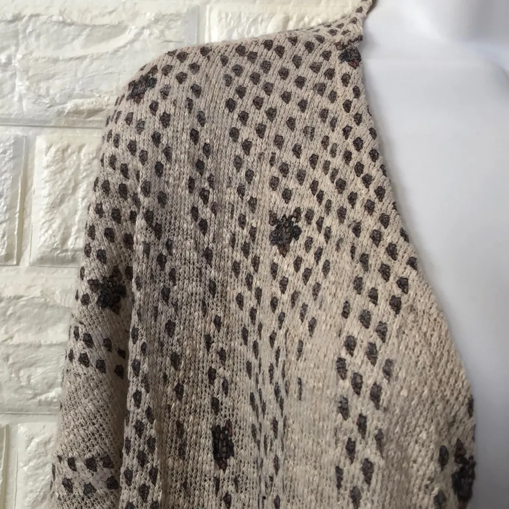 Charlotte Russe paisley‎ flutter cardigan - Image 3