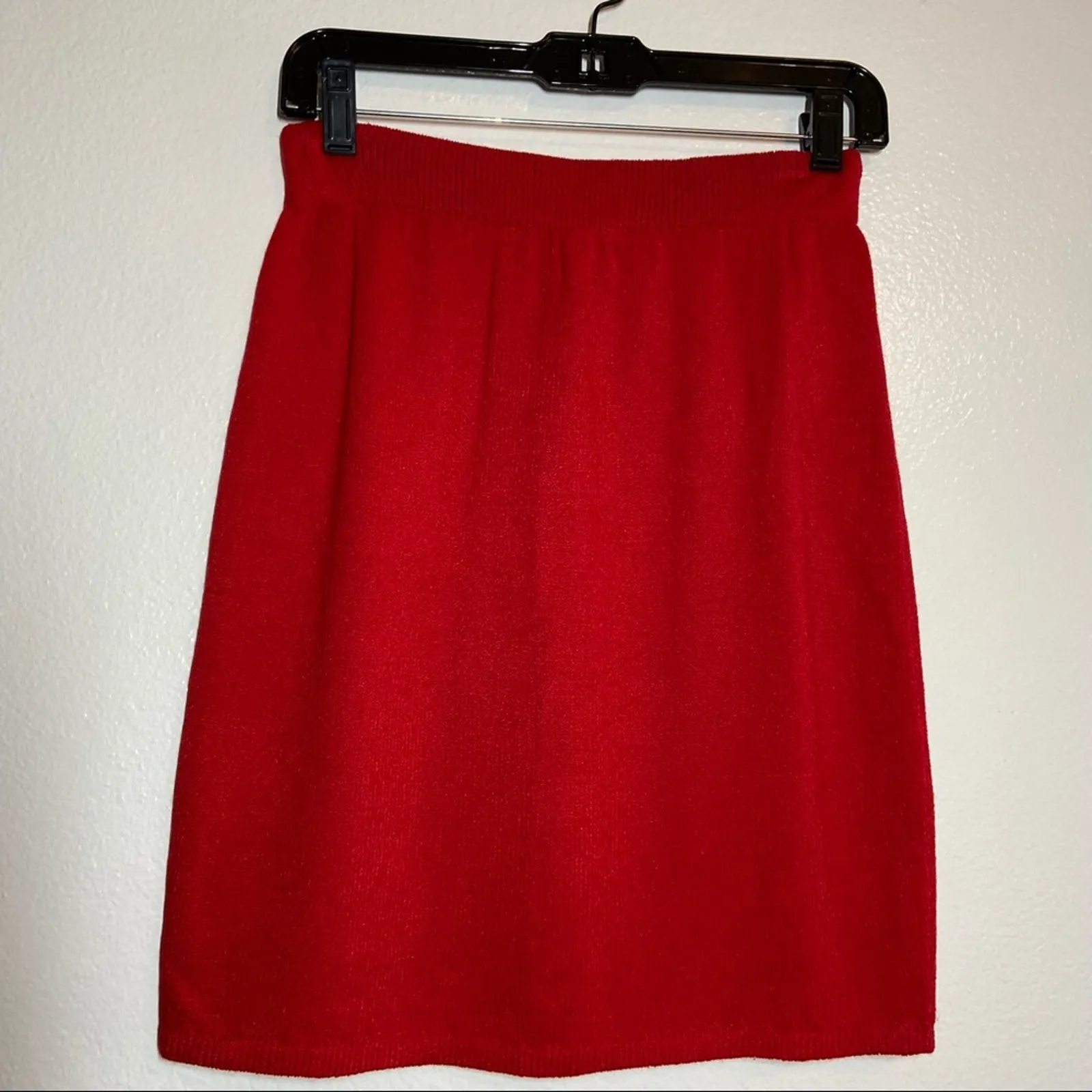 Vintage St John Basics Collection by Marie Gray Santana Knit Skirt USA Red 2 - Image 4
