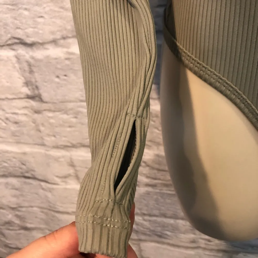 NWT  Women's Small Michelle Sage Green Ribbed Bodysuit #TN159 - Image 7