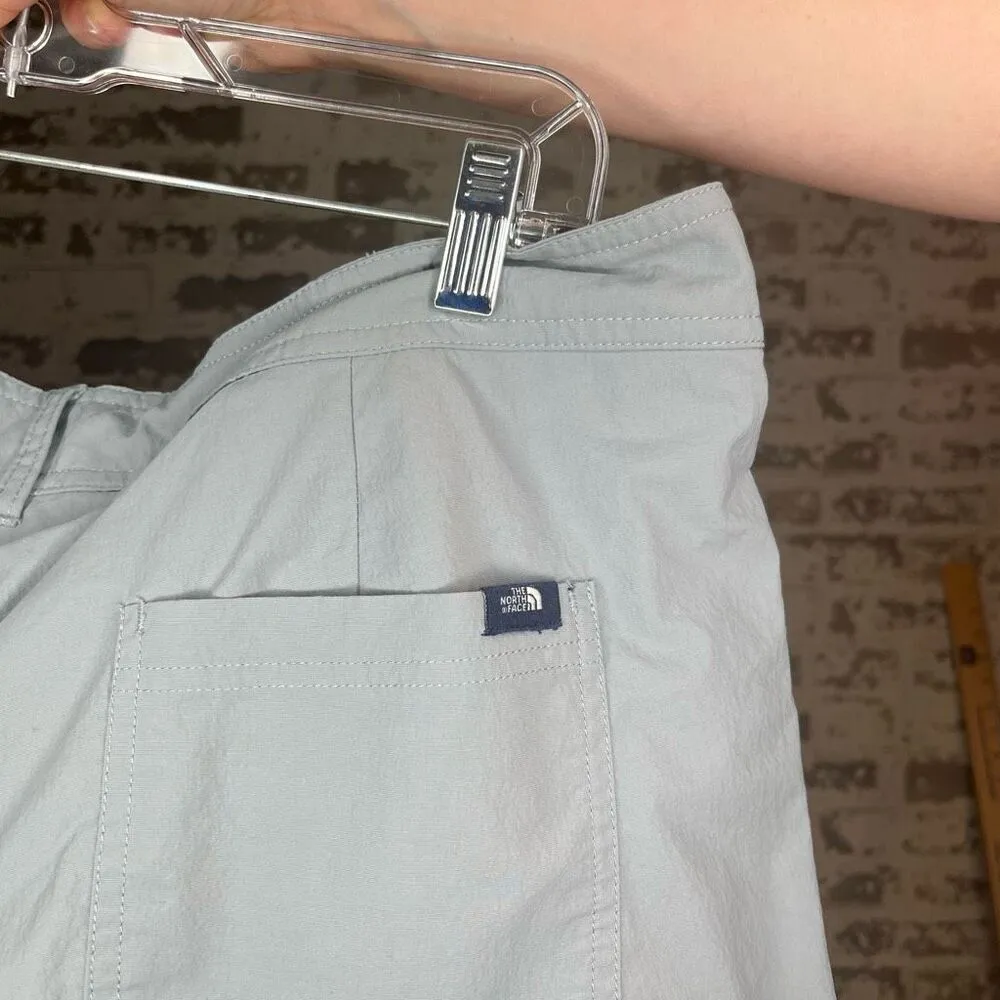 The north face | women gray shorts - Image 3