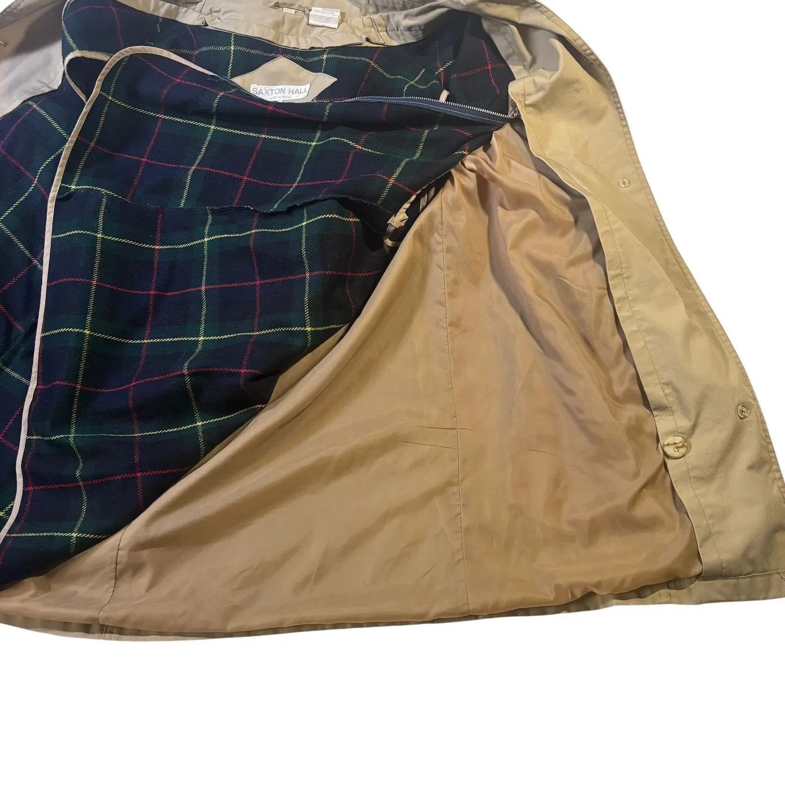 Saxton Hall Womens 11/12 Tan Acrylic Coated‎ Cotton Blend Plaid Lined Coat VTG - Image 10