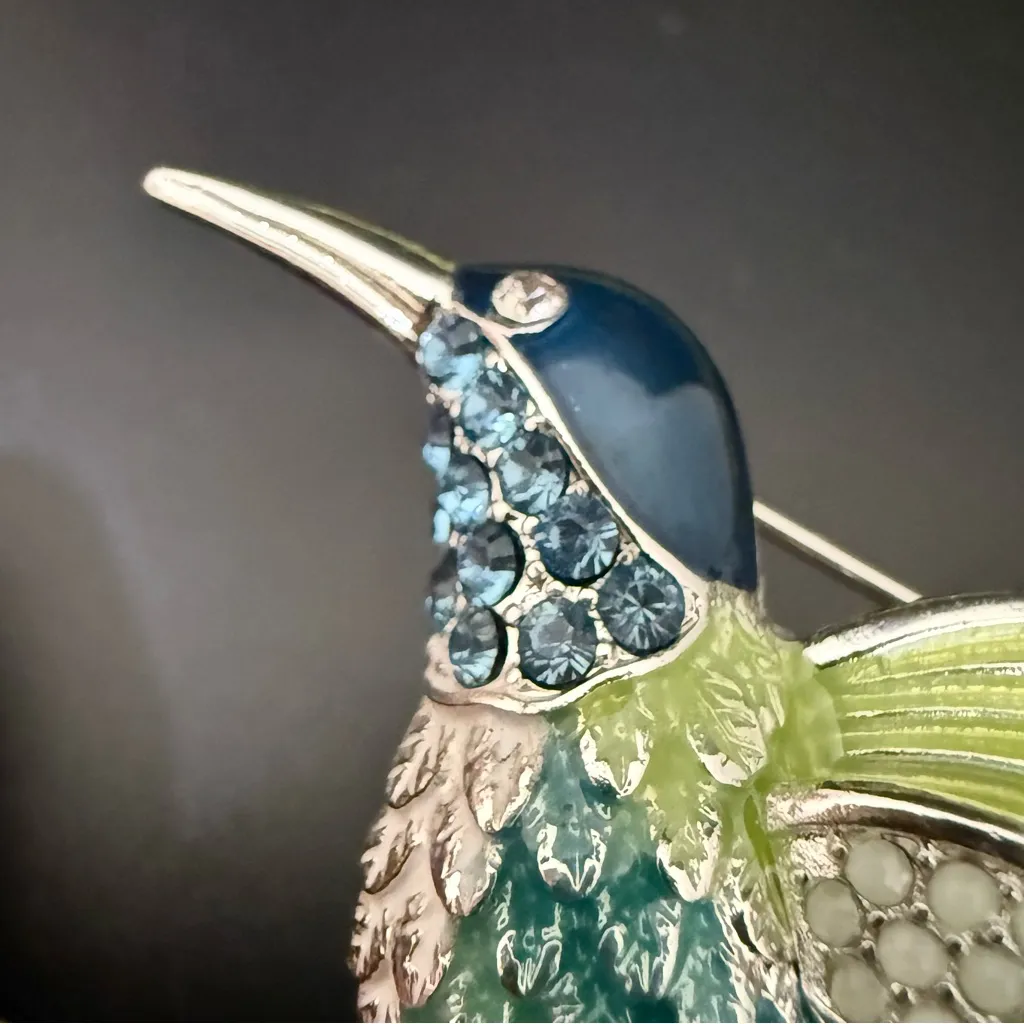 NAPIER Enameled Bejeweled Hummingbird Brooch 12.1g. Green - Image 11