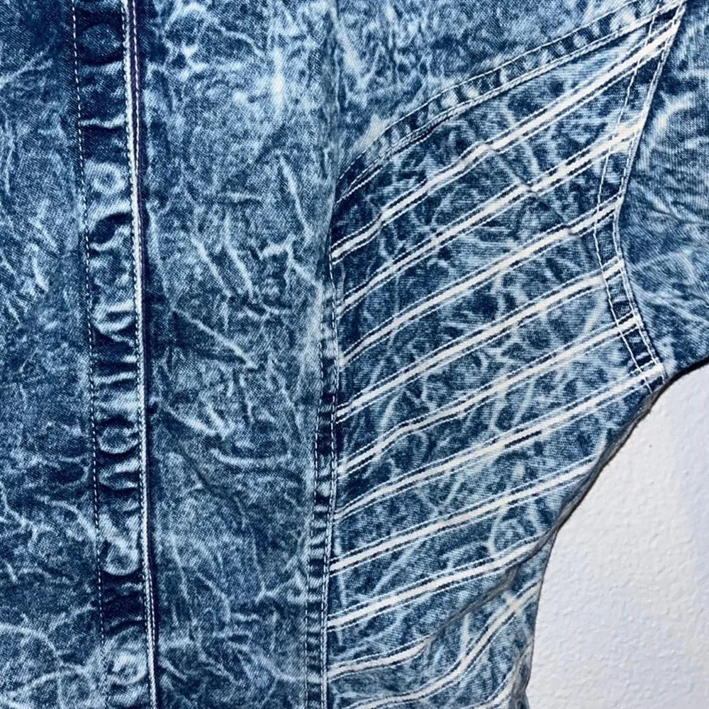 80s Vtg Womens Denim Dress Size 8 Acid Wash Full Snap Front Half Sleeve 90s - Image 4