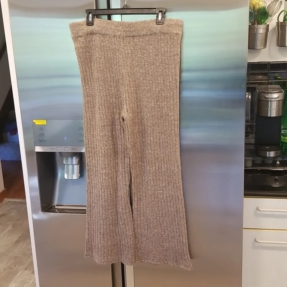 đź’•HEARTLOOMđź’• Lilah Henley Sweater + Nikita Wide Leg Pant Taupe Ribbed L NWT - Image 15