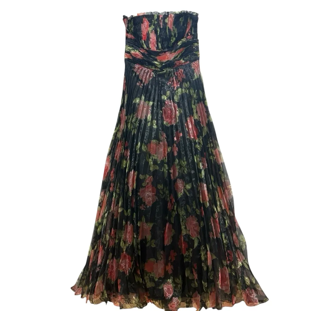 LULUS NWT Mesmerizing Forever Black Floral Pleated Organza Maxi Dress M - Image 2