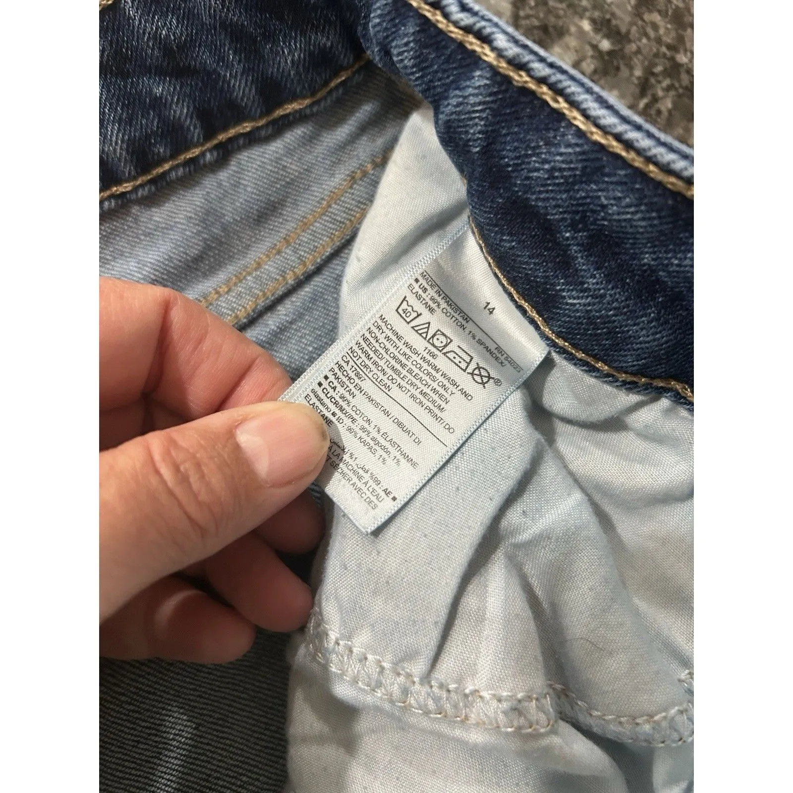 Old Navy Jeans Womens Size 14 High Rise OG Straight Blue Ripped Distressed Denim - Image 4