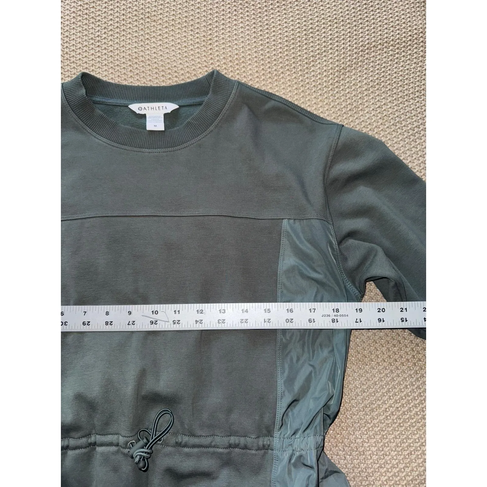 Athleta Triumph Hybrid Crewneck Sweatshirt Drawstring‎ Waist Pullover Top Size M - Image 6