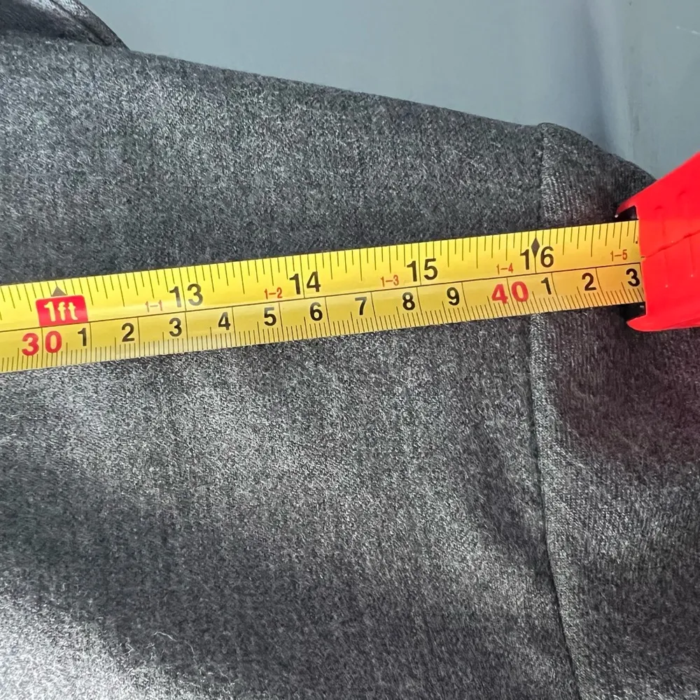 Andrea Viccaro grey wool jacket. Size 8 - Image 6