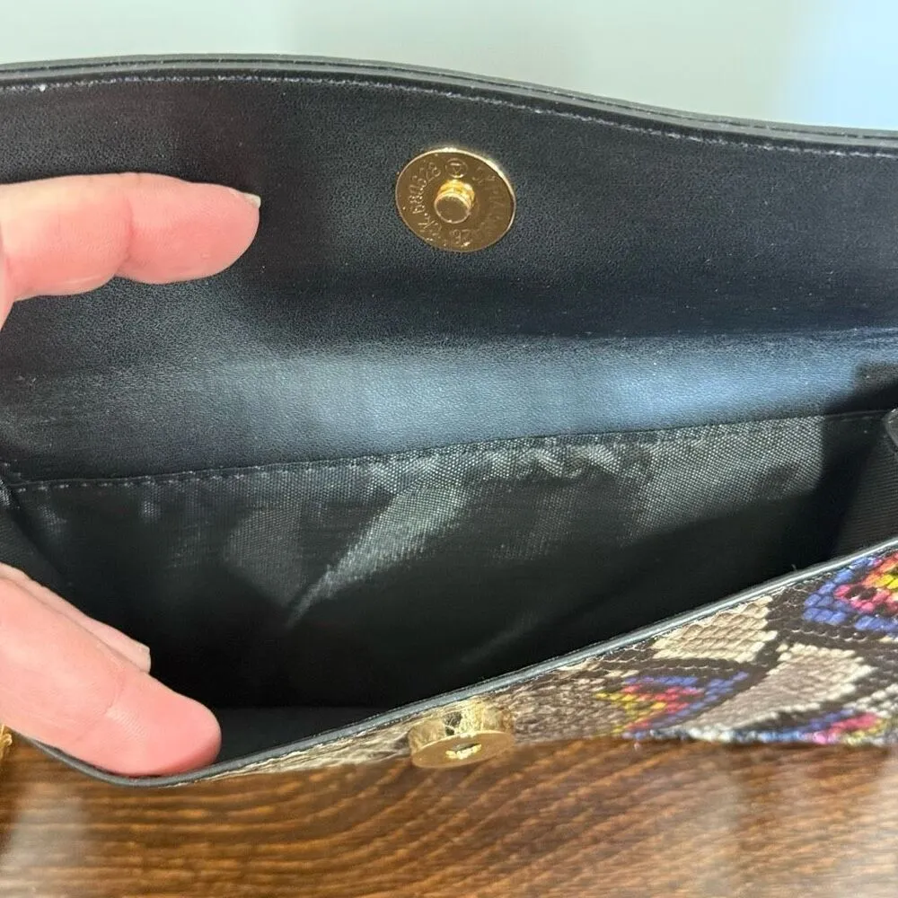 Faux snake skin crossbody NWOT Black - Image 3