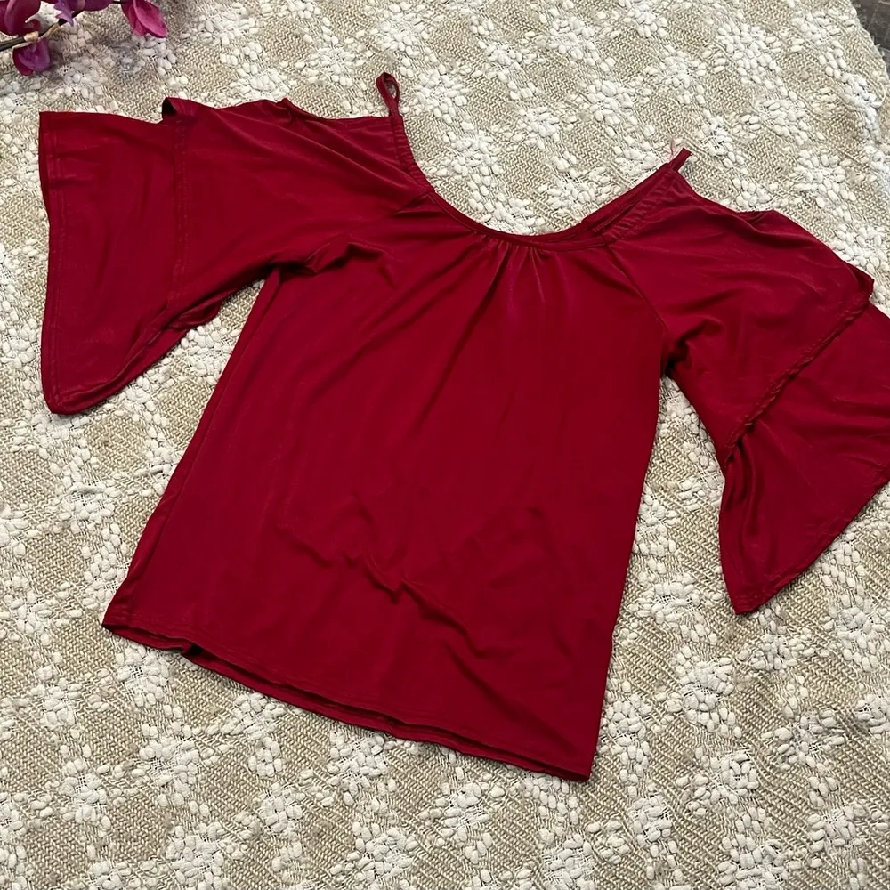 Shein Fashion Off Shoulder Blouse Size XL. - Image 3