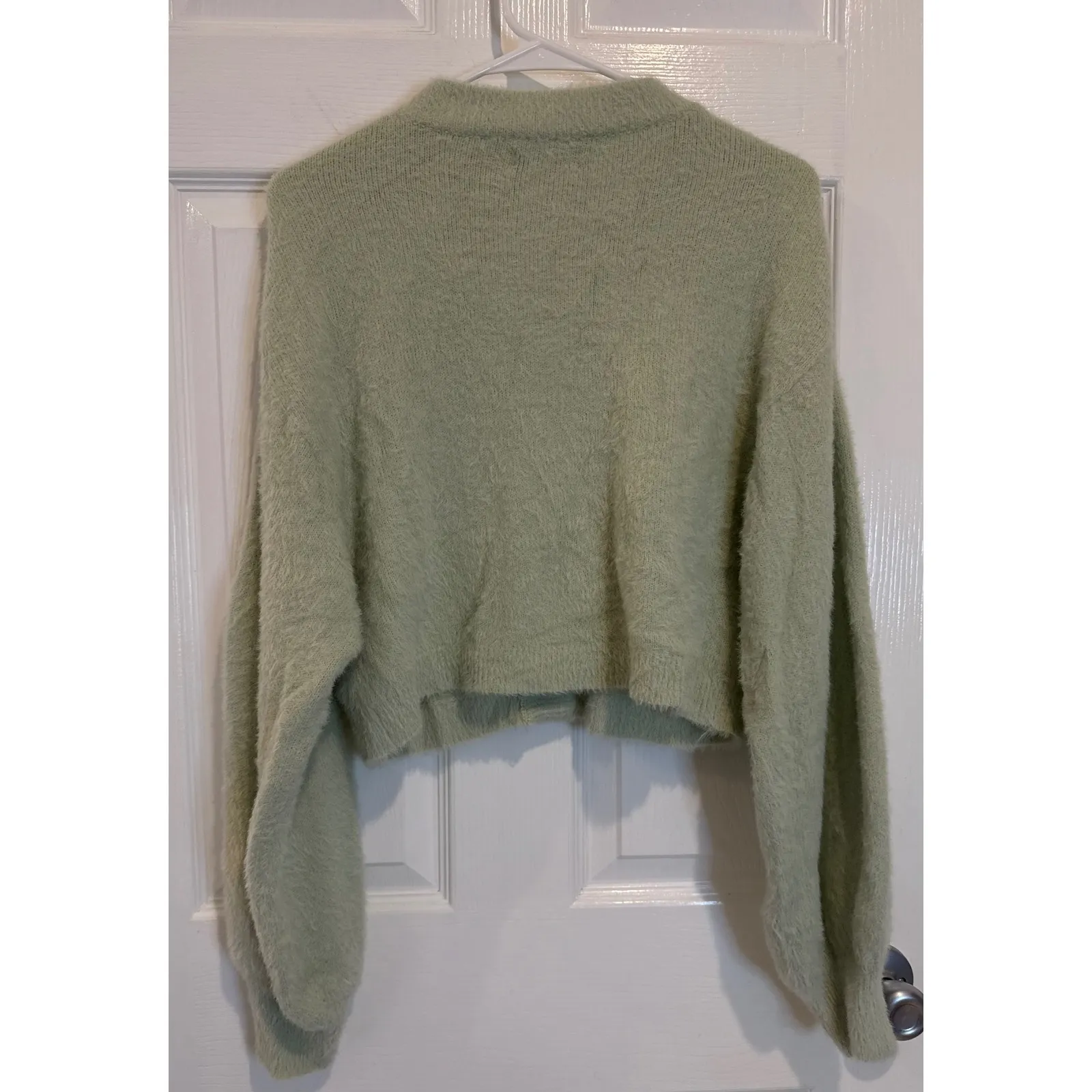 Kendall‎ & Kylie Fuzzy Cropped Cardigan Button Front Sweater Green M - Image 6
