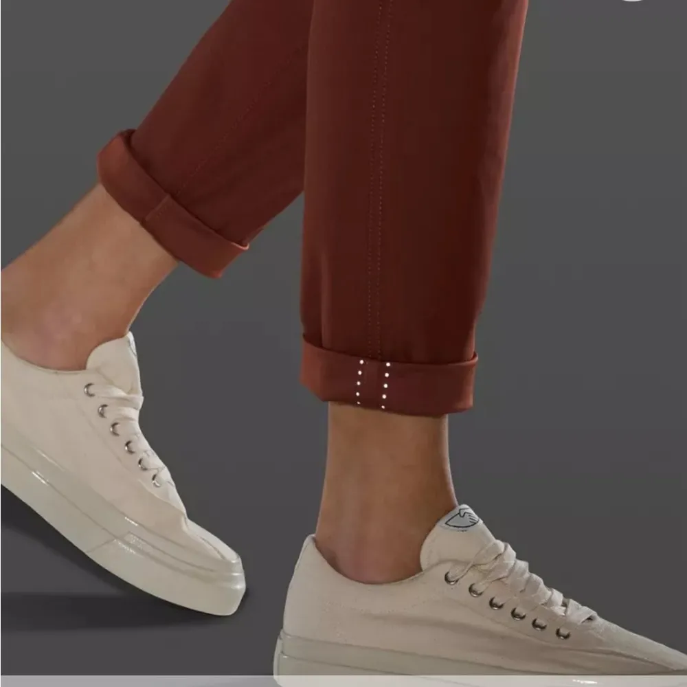 Lululemon City Sleek Pants Size 24 - Image 3