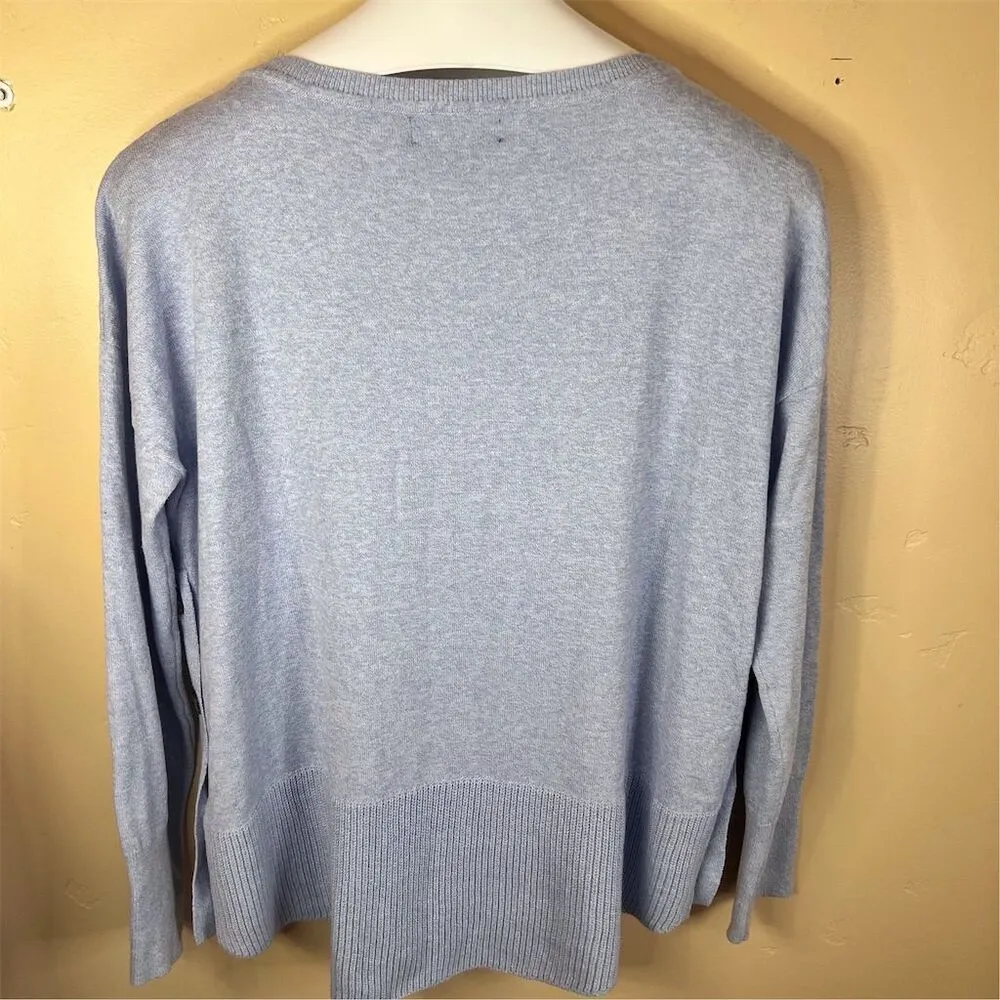 Tahari Women's Size XL Super Soft Baby Blue Pullover Sweater Button Detail Work - Image 6