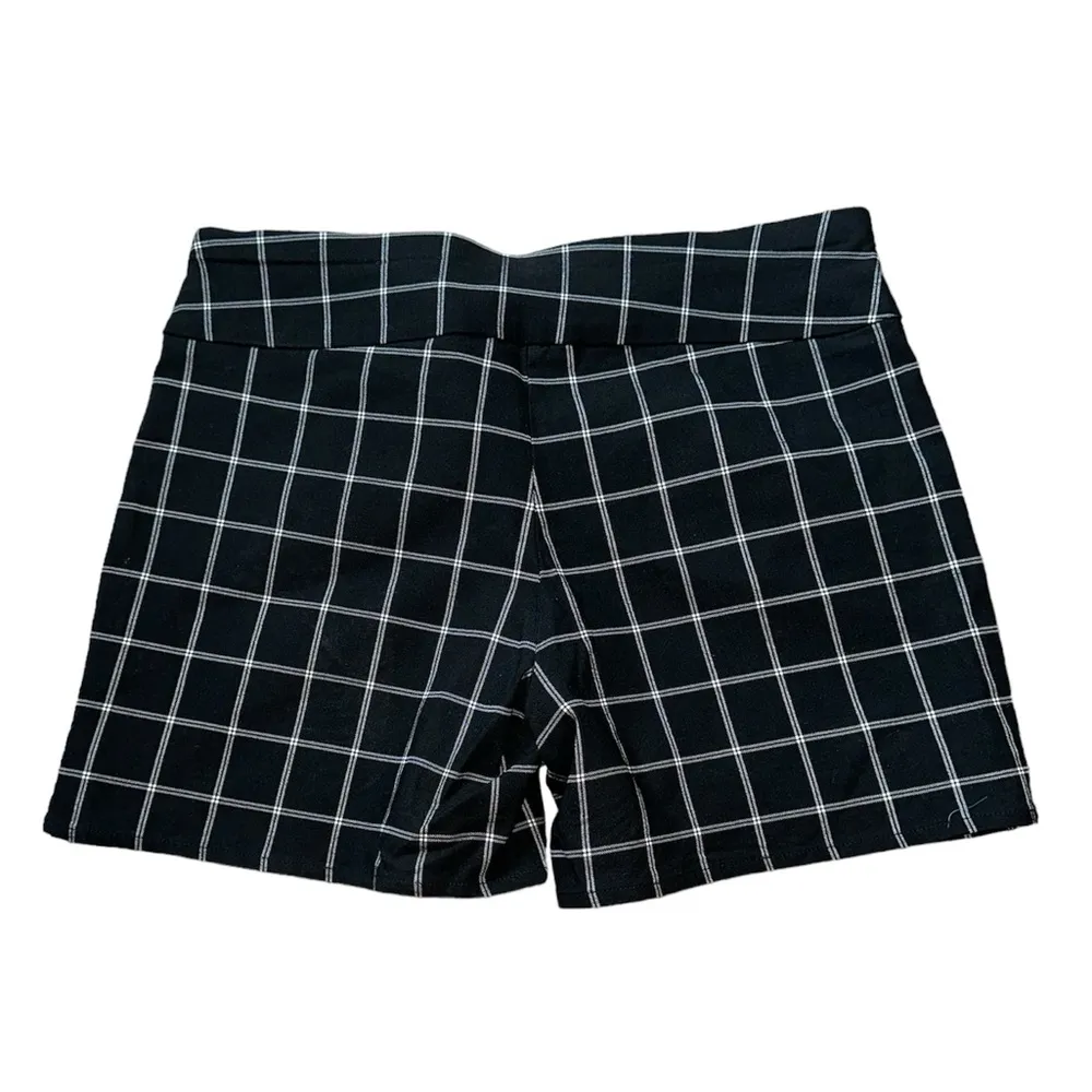 INC International Concepts Women's Mid Rise Pull - Image 3