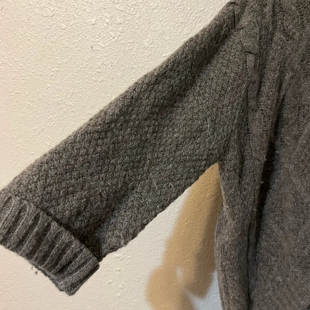 360 Sweater Cable Knit Side - Image 6
