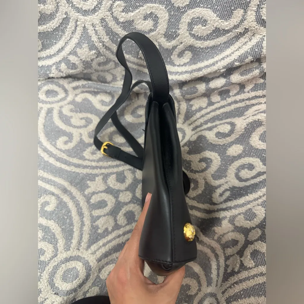 Salvatore Ferragamo Shoulder Bag 5639 Black And Gold Stud Vintage Purse - Image 6