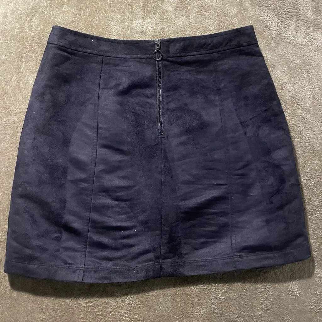 Old Navy Skirt Womens 10 Mini Faux Suede Black Pockets Zip Back Preppy Minimal - Image 4