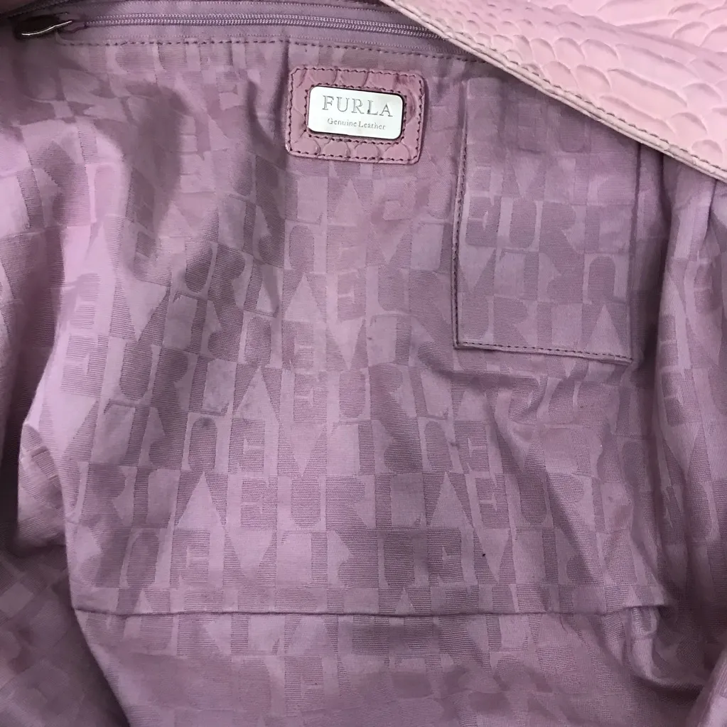 Furla Pale Pink Snakeskin Embossed Leather Footed Shoulder Bag - Image 8