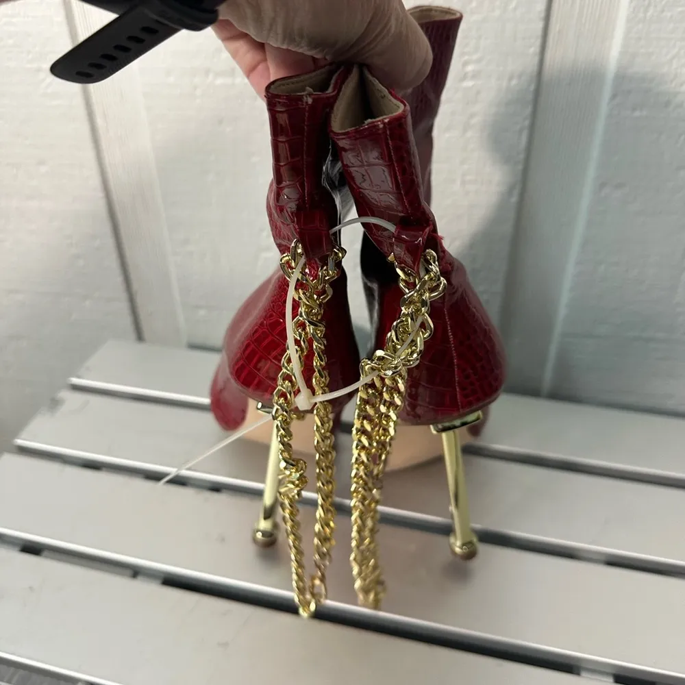 Chase & Chloe Napa Croc Gold Trim Boots Size 5.5 NWOT - Image 4