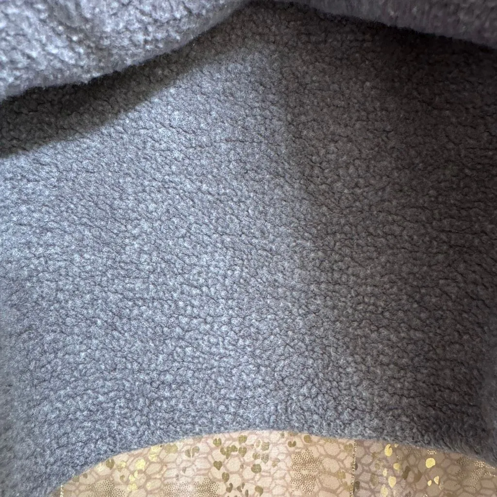 TNA Aritzia Charcoal Gray Cozy AF Fleece Cropped Long Sleeve Sweater Small 1 - Image 4