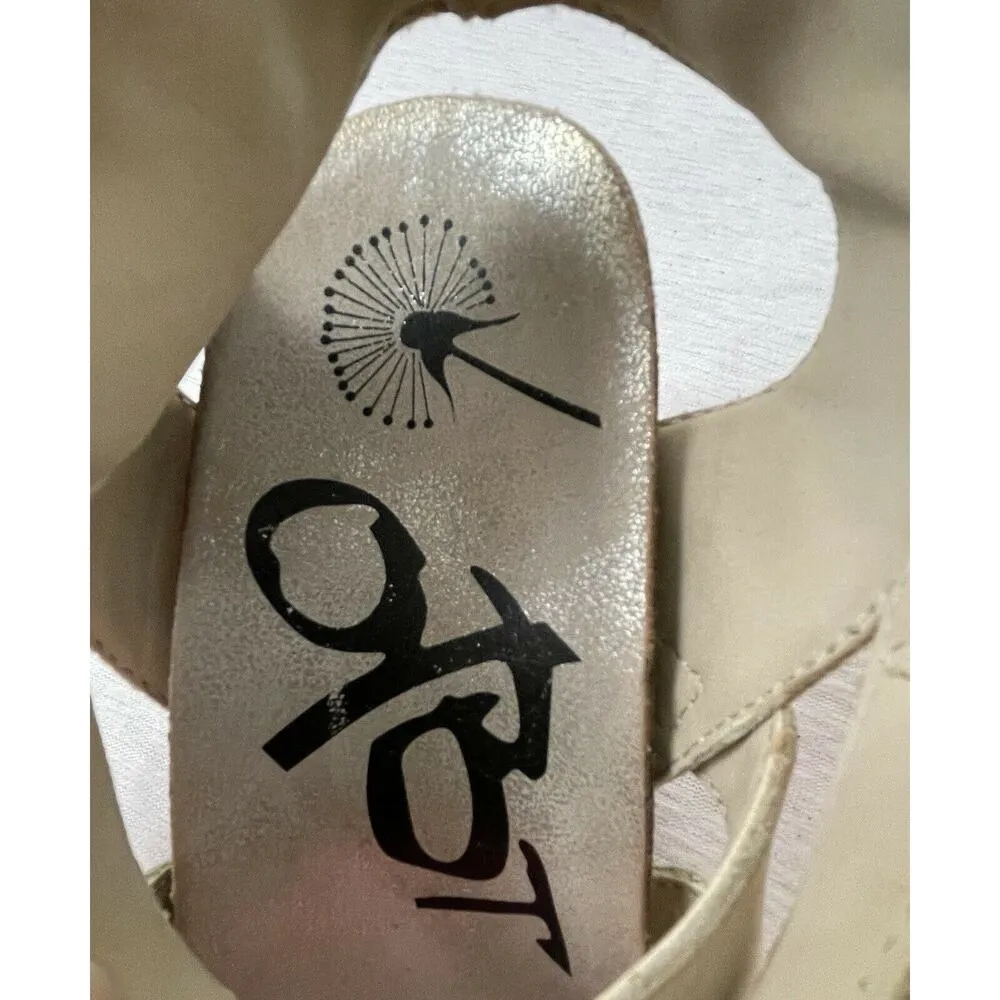 OTBT Freedom White Beige Leather Strappy Wedge Sandals Womens Size 8.5 Flaw - Image 9