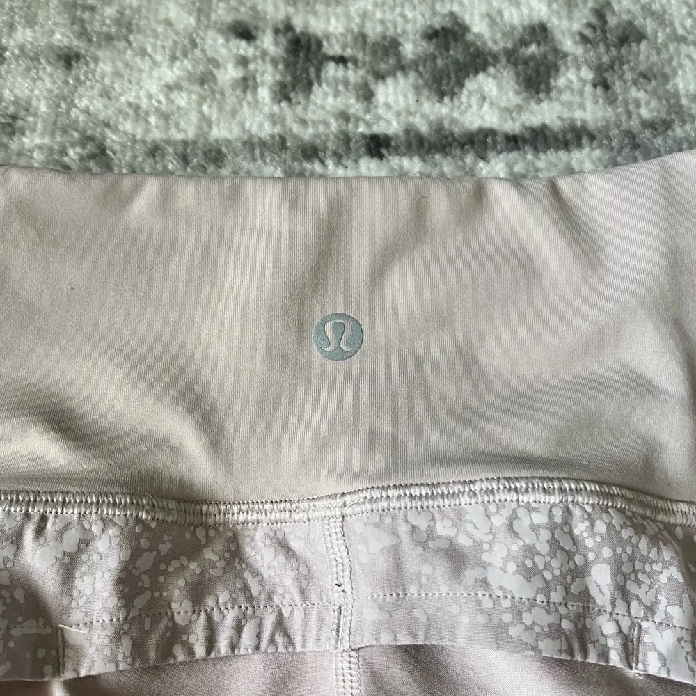 Lululemon Run The Line Short *Reflective 3" - Image 8