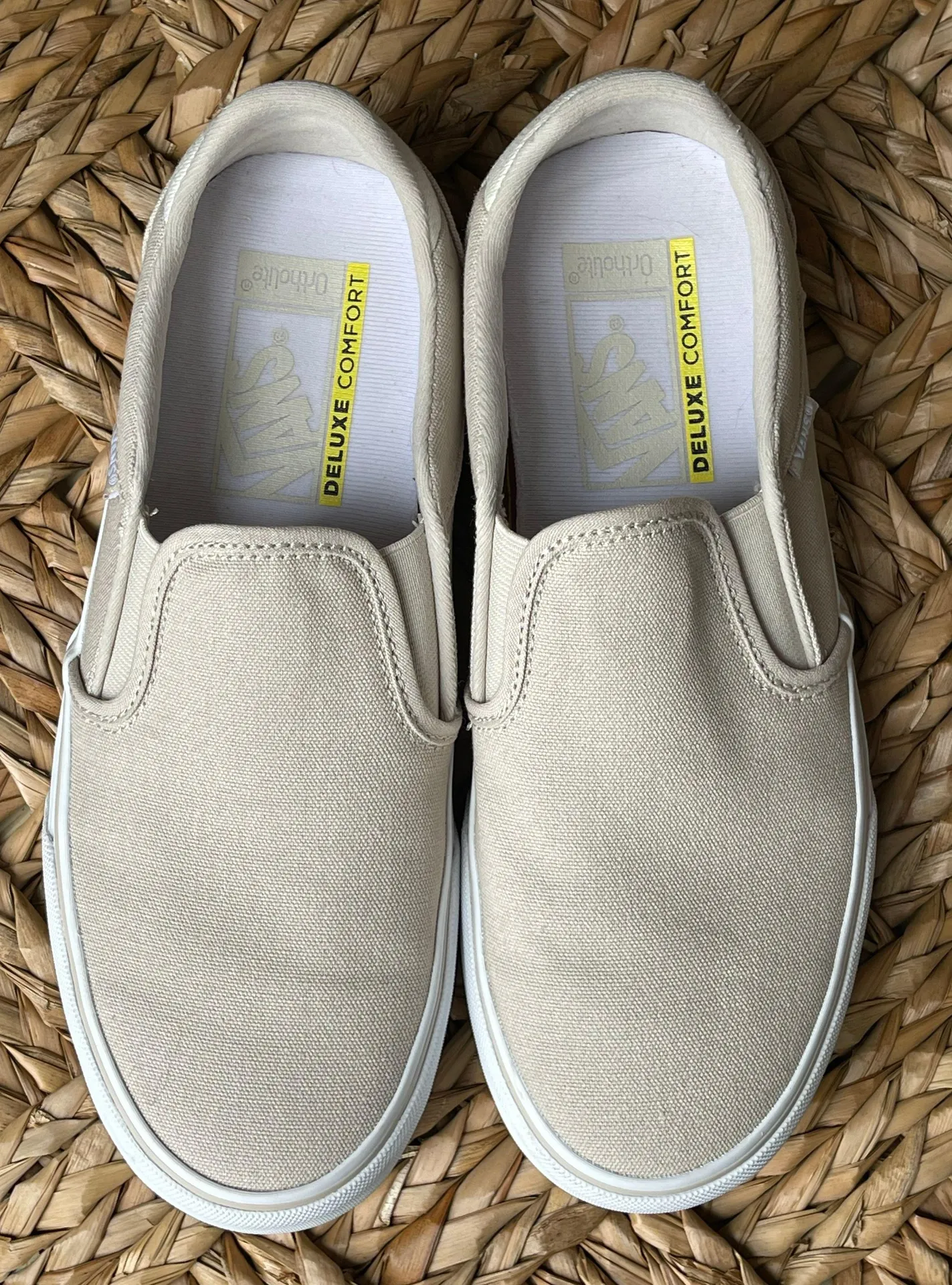 Vans Tan Deluxe Comfort - Image 2