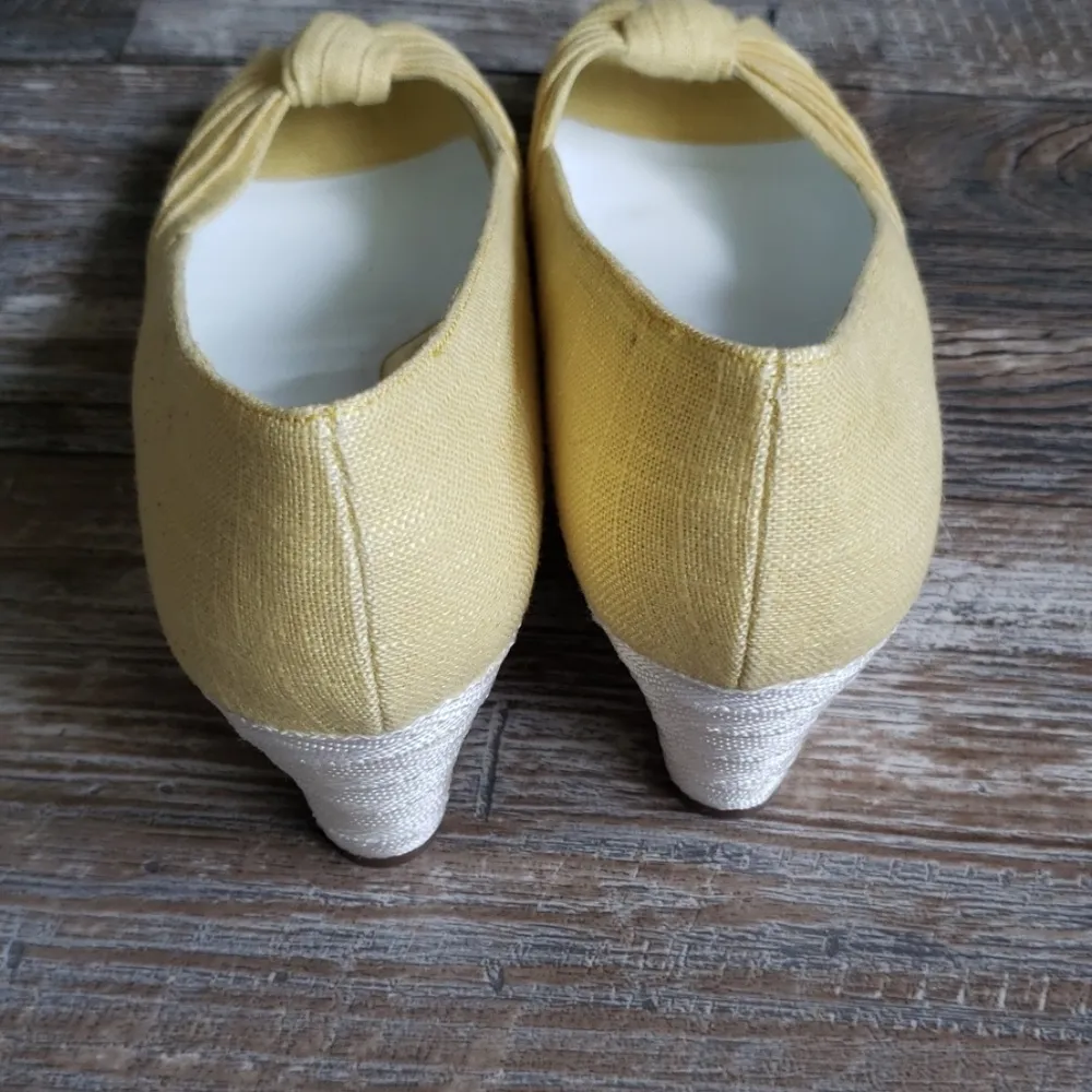 Etienne Aigner  wedges size 9 - Image 4