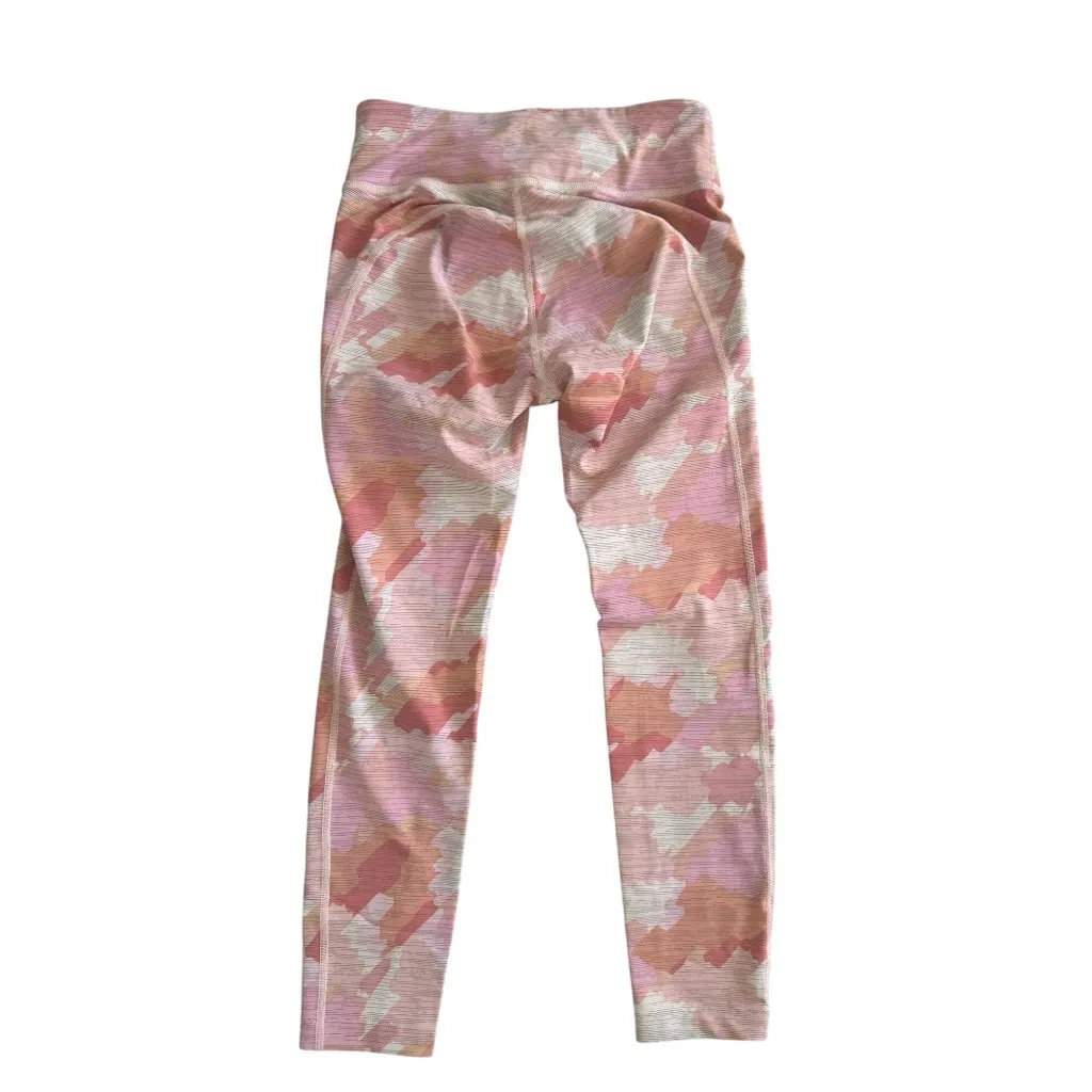 OUTDOOR VOICES Pink Salmon Camo 7/8 Length Leggings Size Small - Image 6