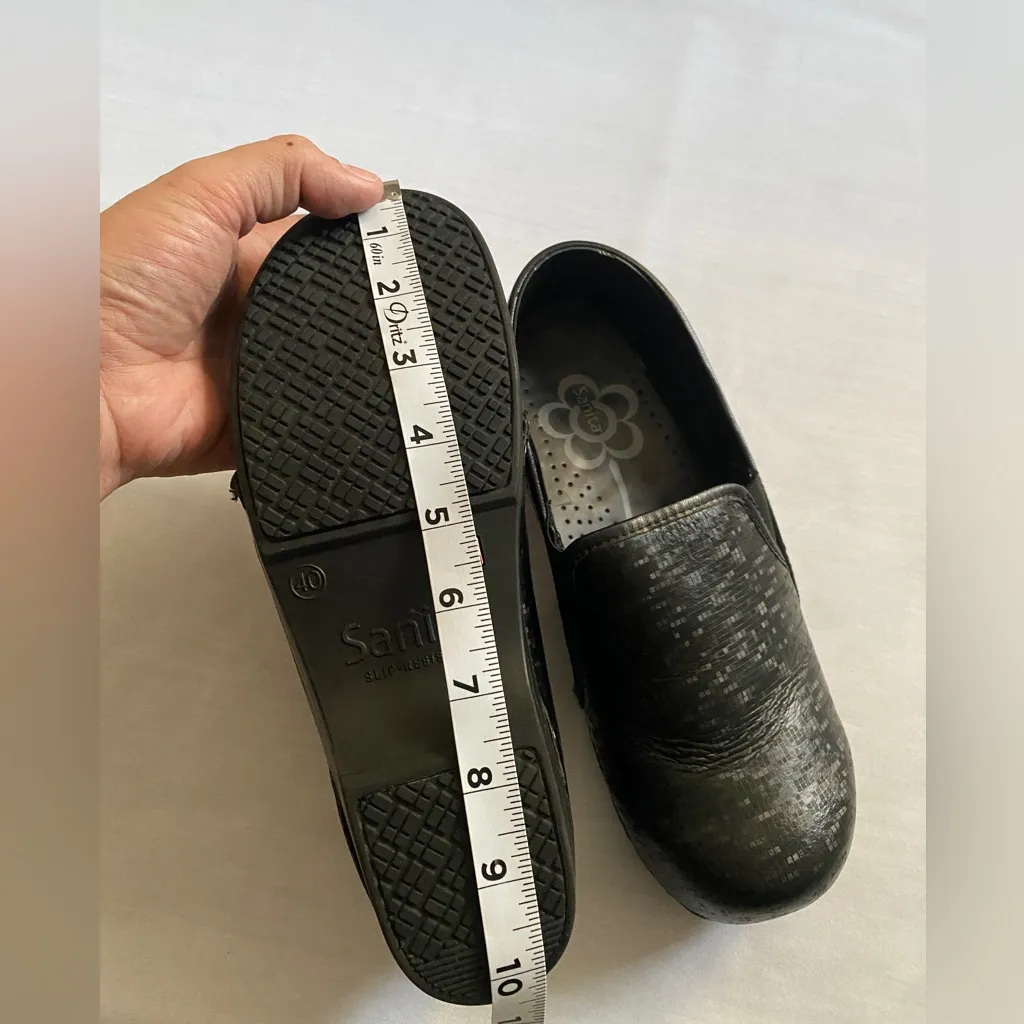 Sanita‎ Women’s Reese Black Clogs Size 40 - Image 6