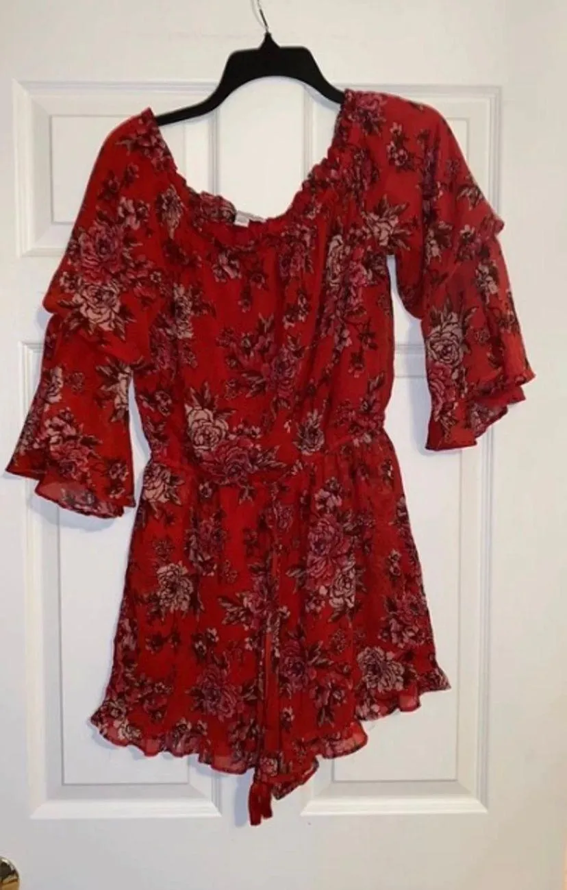 American Eagle Red Floral Medium Romper  - Image 2