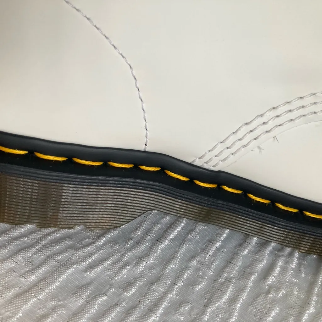 Dr. Martens 1460 White Smooth Leather Boots Men’s 10 / Women’s 11 NWT - Image 5