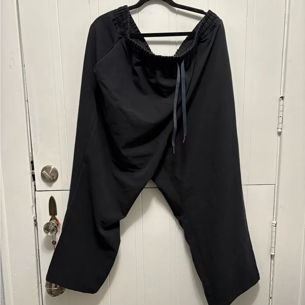 Jaanuu Black Scrub Set - Image 4