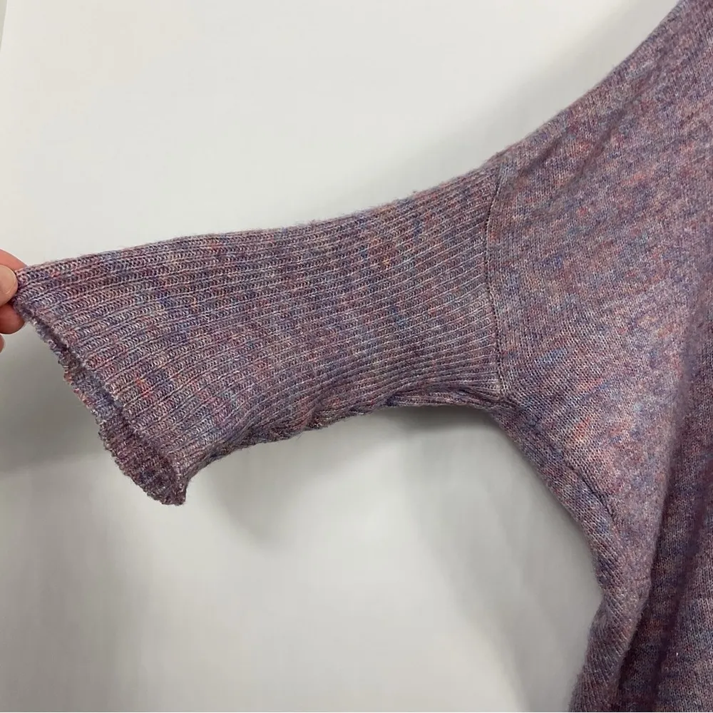 ee:some‎ Oversized Dolman V Neck Sweater Size Small - Image 2