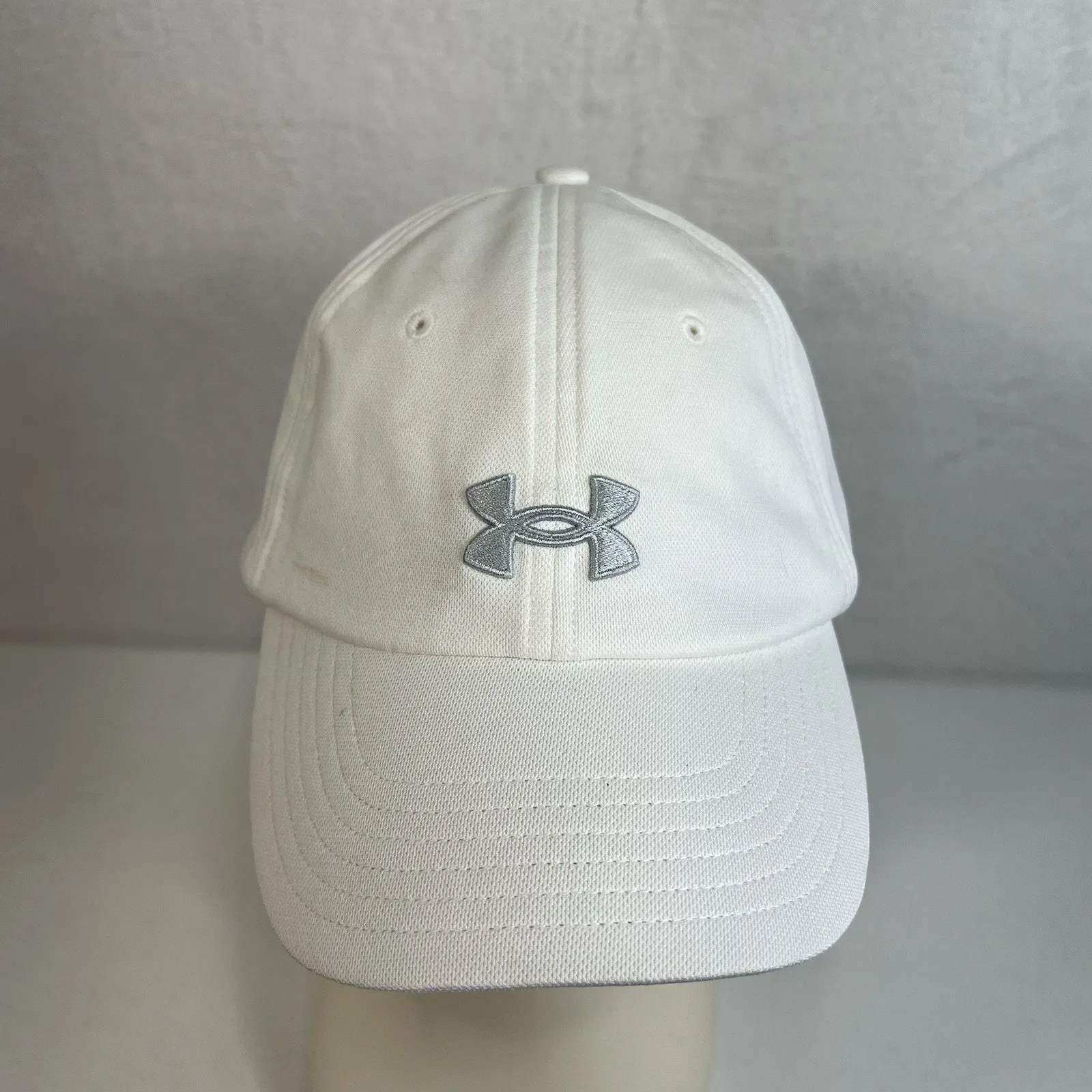 Under Armour UA Blitzing Hat Slideback Gray Embroidered Center Logo Lightweight - Image 3