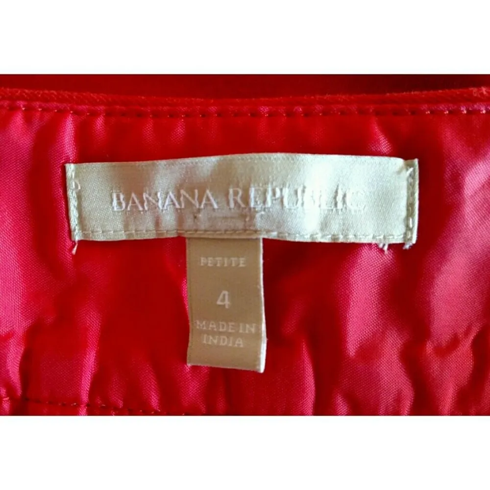 Banana Republic Sloan Pencil Skirt - Size 4P - GUC - Image 4