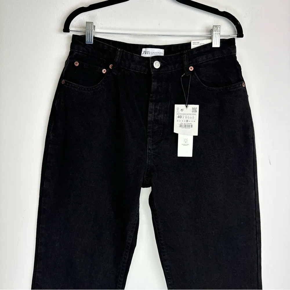 NWT  Black Denim Straight Leg Jeans Sz 8 High Rise - Image 4