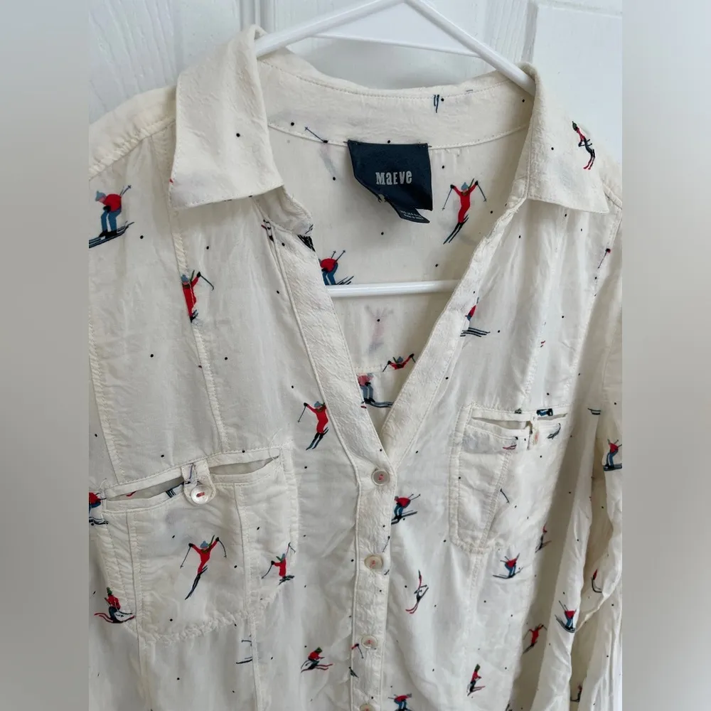Maeve Anthropologie Skiers Pattern Off White Button Down Collared Shirt Size 0 - Image 4