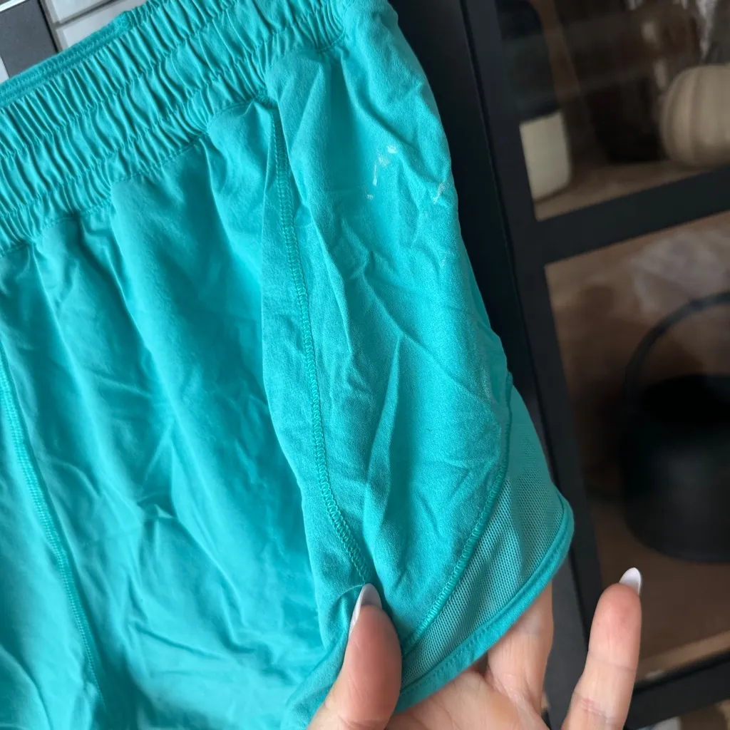 Lululemon Hotty Hot Shorts running II 2.5" Eucalyptus low rise workout turquoise - Image 7