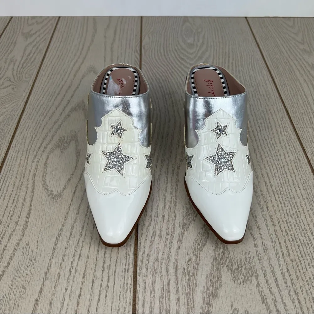 Betsey Johnson Denniss Western Star Slip-on Mules 6.5 White & Silver $99 - Image 2