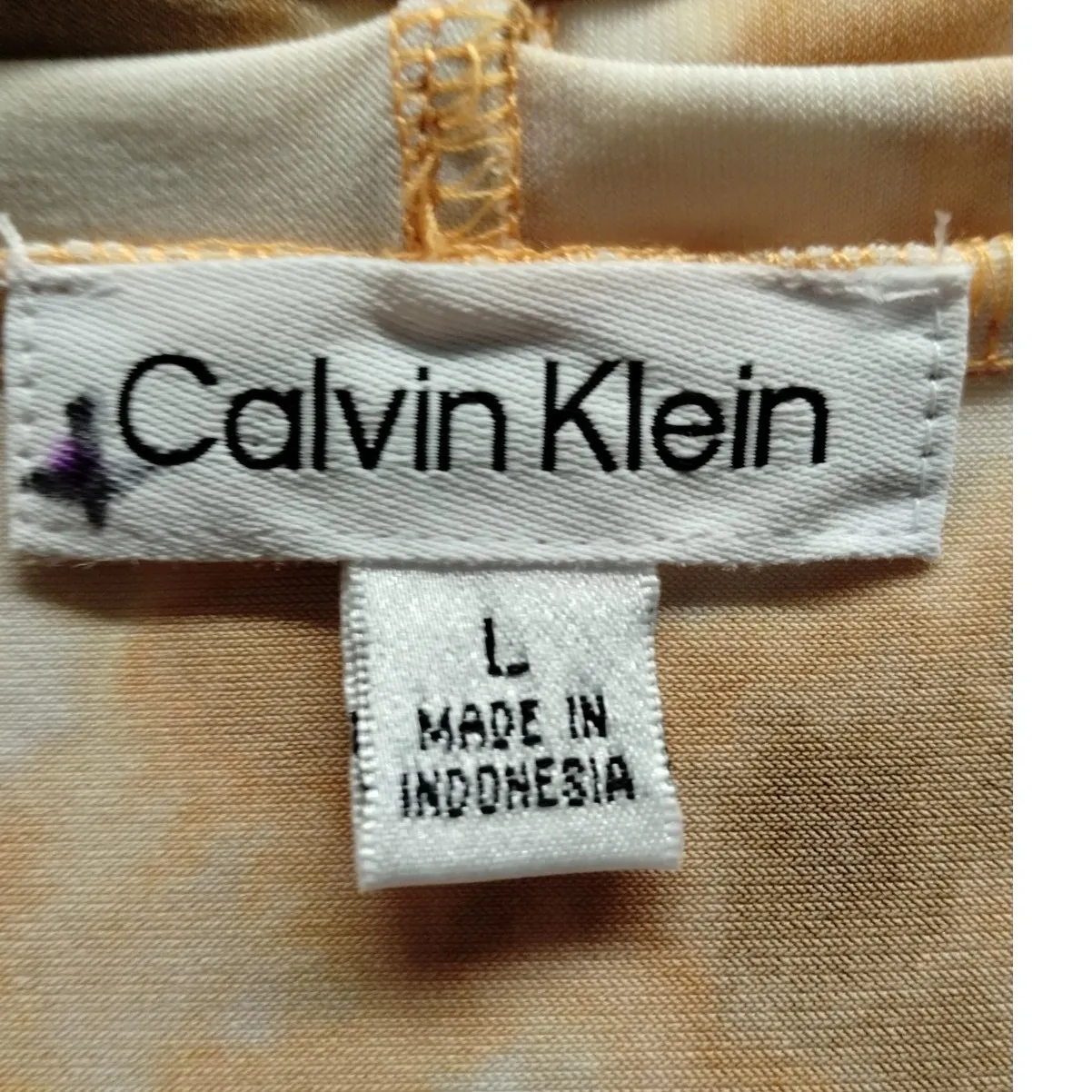 Calvin Klein Women's Size Large Tan White Abstract Artsy V-Neck Sleeveless Top - Image 6