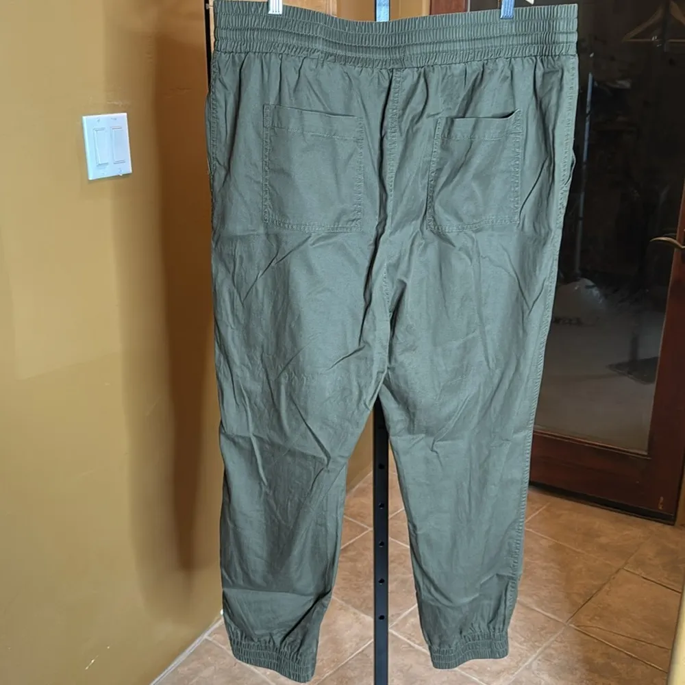 A New Day Women's High-Rise Modern Ankle Jogger Pants Olive Green Size XXL - Image 9