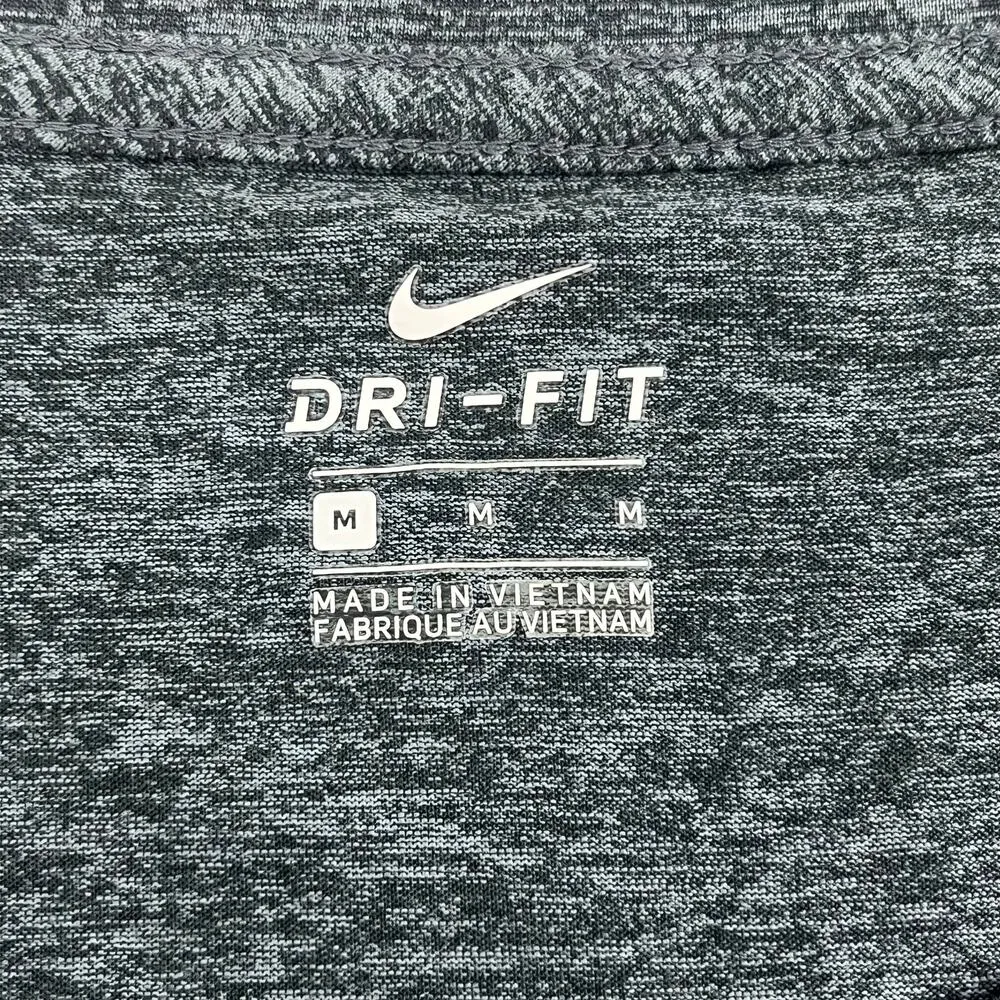 Nike Dri-Fit Heather Gray Short Sleeve Bottom Swoosh Round Neck T-Shirt Medium - Image 4