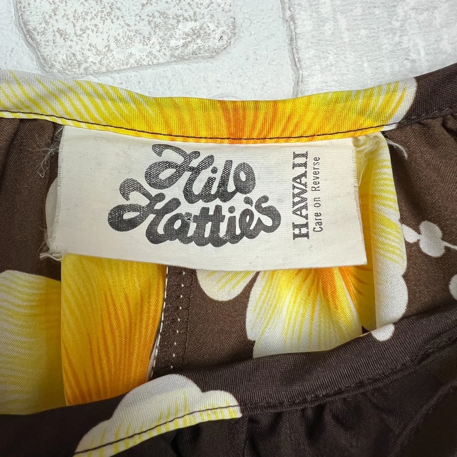 Hilo Hattie 1970s Vintage Dress 2XL Brown Yellow Floral Short Sleeve Muumuu Size XXL - Image 12