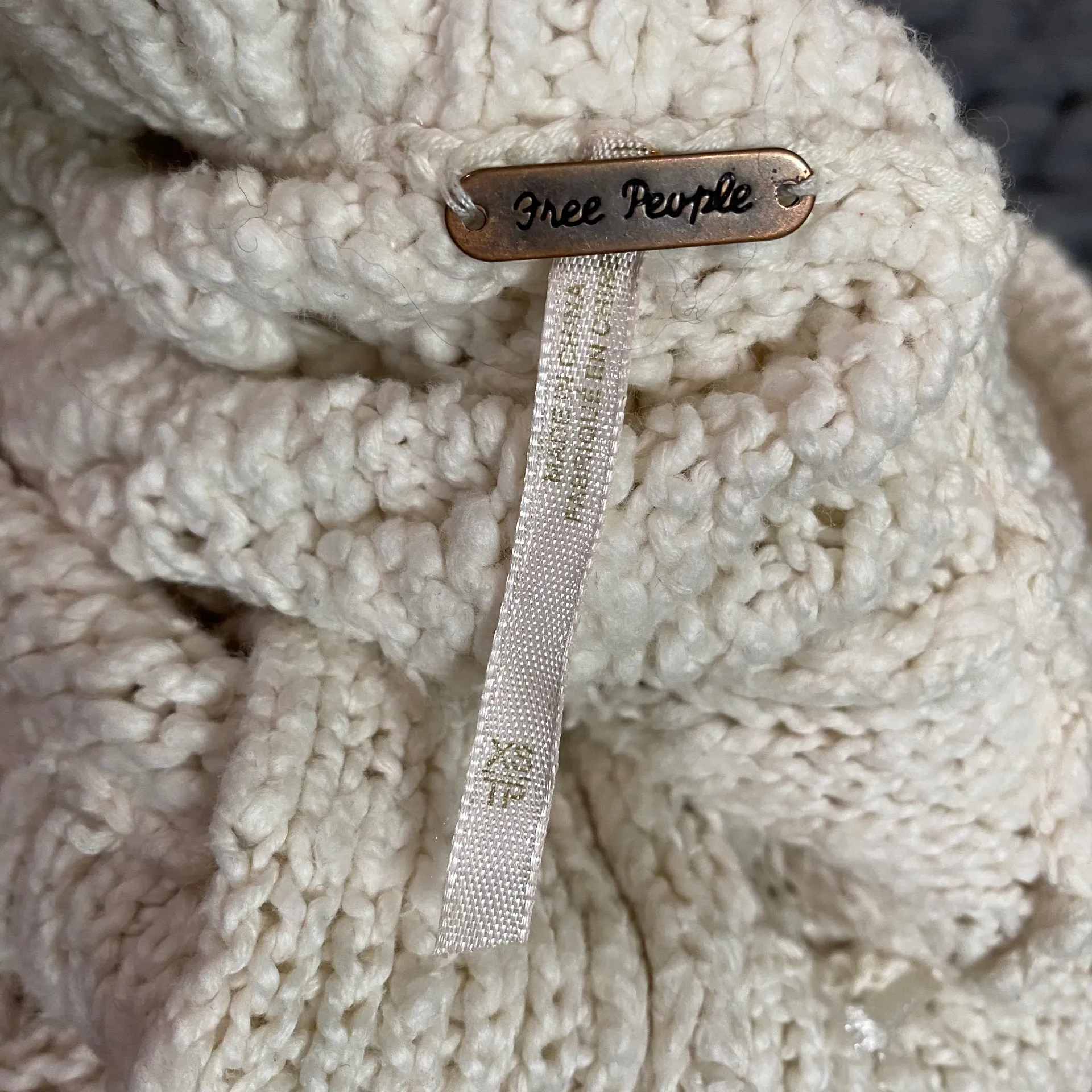 Ivory Knit Sweater - Image 12