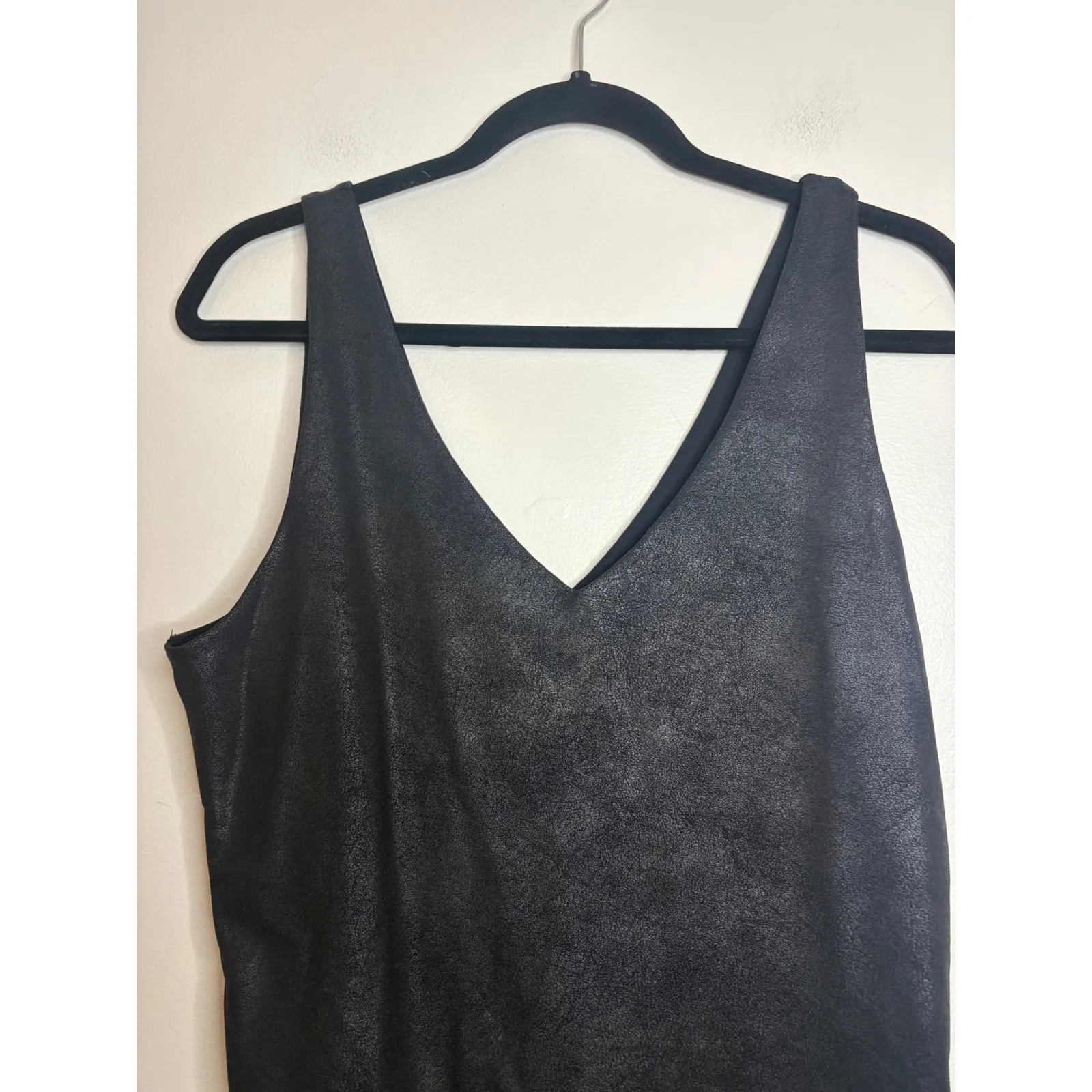 Abercrombie & Fitch Black Faux Leather‎ V-Neck Sleeveless Bodysuit - L - Image 2