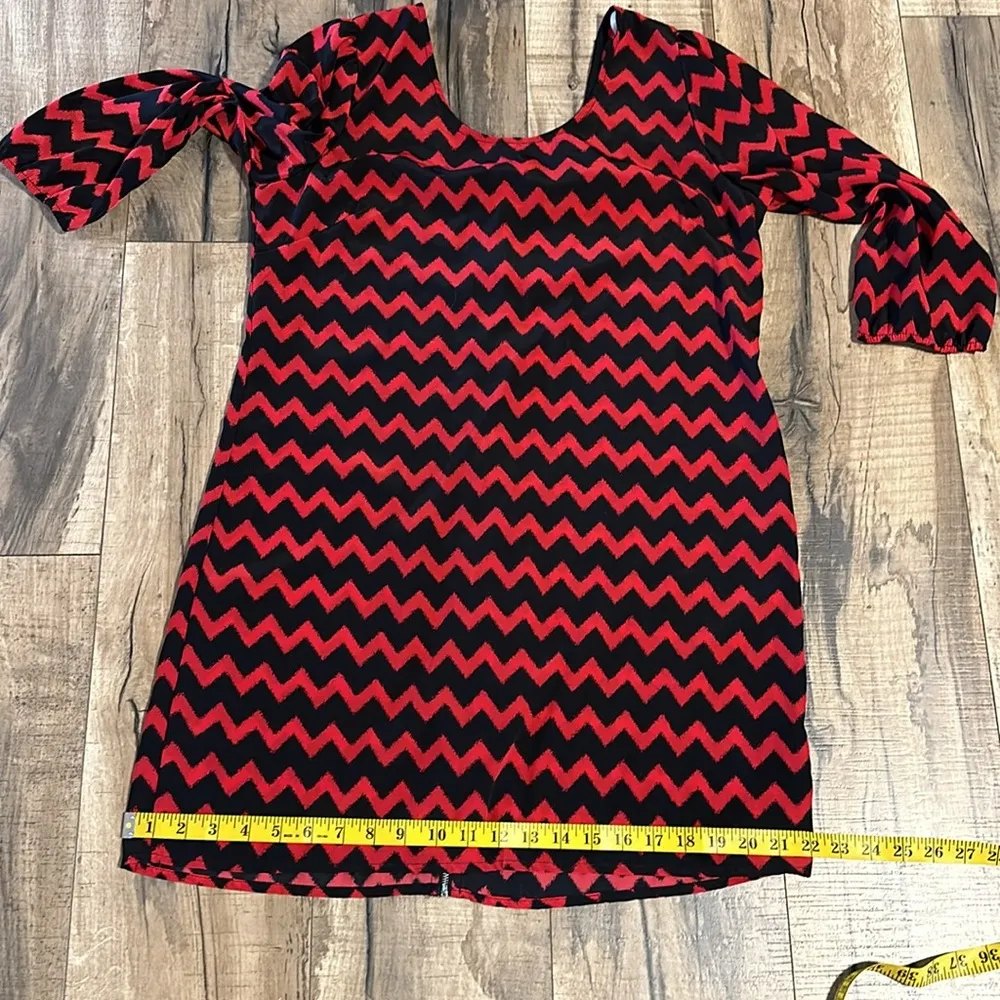 Rue 21 New Red Black Chevron 3/4 Sleeve Zipper Mini Dress Size Large Zigzag - Image 4