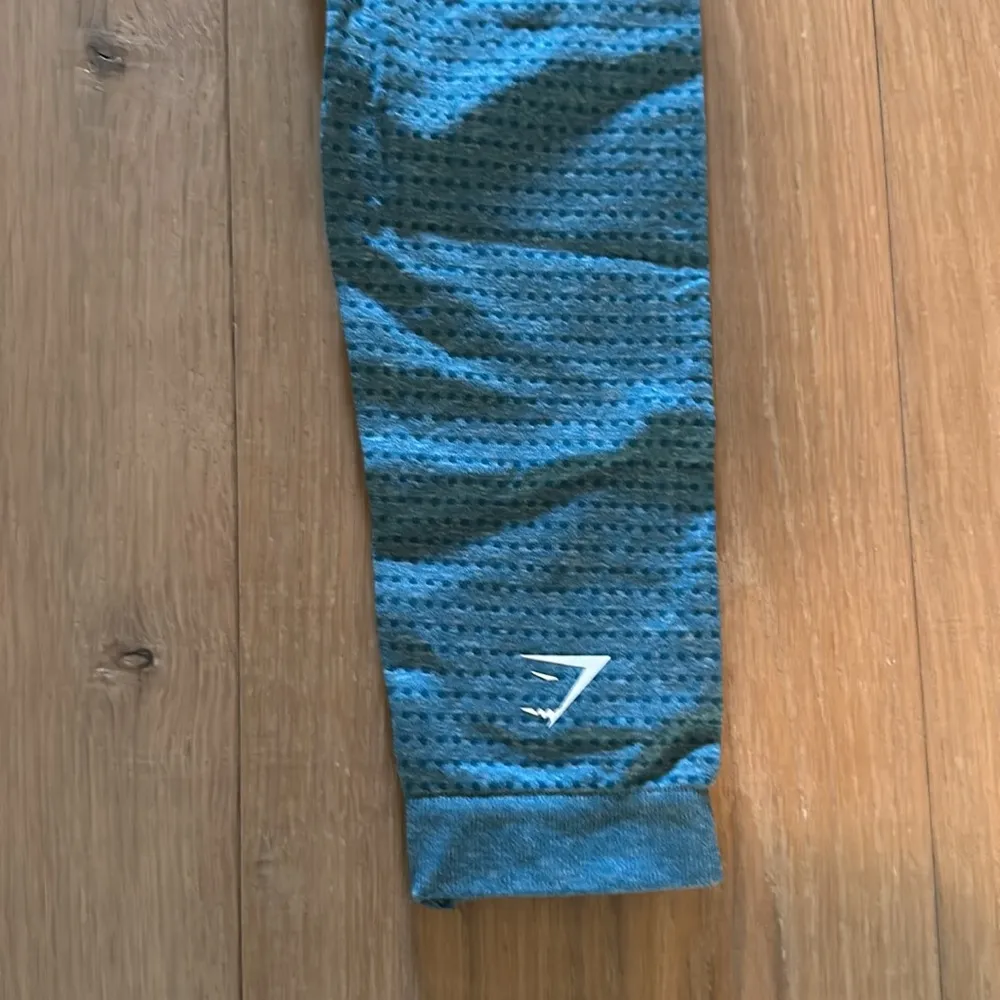ymshark Vital Seamless 2.0 Leggings - Tahoe Teal Marl size small. Never warn. - Image 4