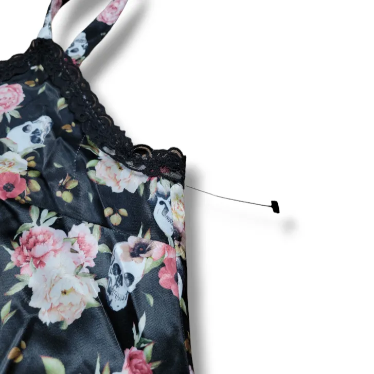 Hot Topic Top Size Medium Neck Crop Cami Camisole Tank Top Skulls Roses New NWOT - Image 4